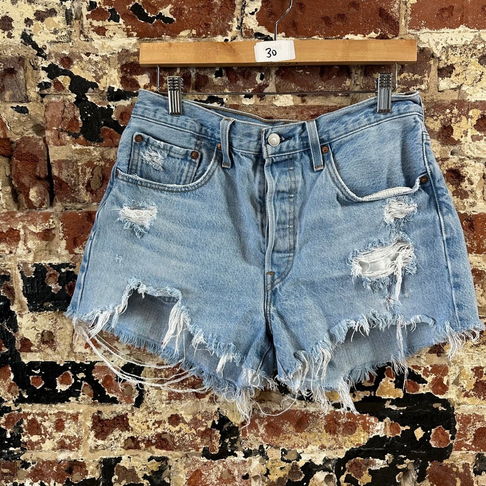 Levi's 501 Cut Off Denim Blue Jean Shorts Womens 30 Distressed - 32x2.5"